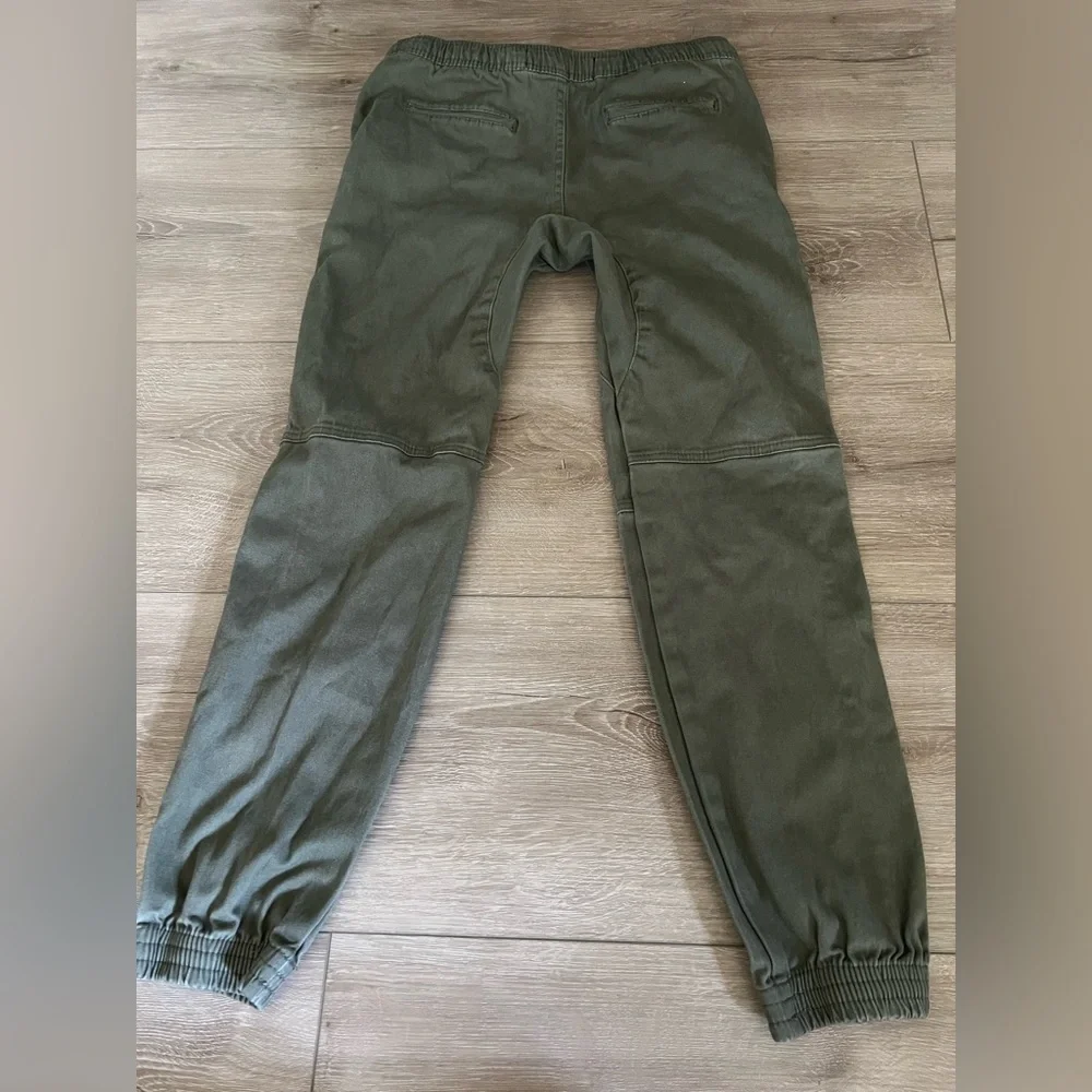 Green Brooklyn Cloth Jogger Pants - Picture 5 of 6